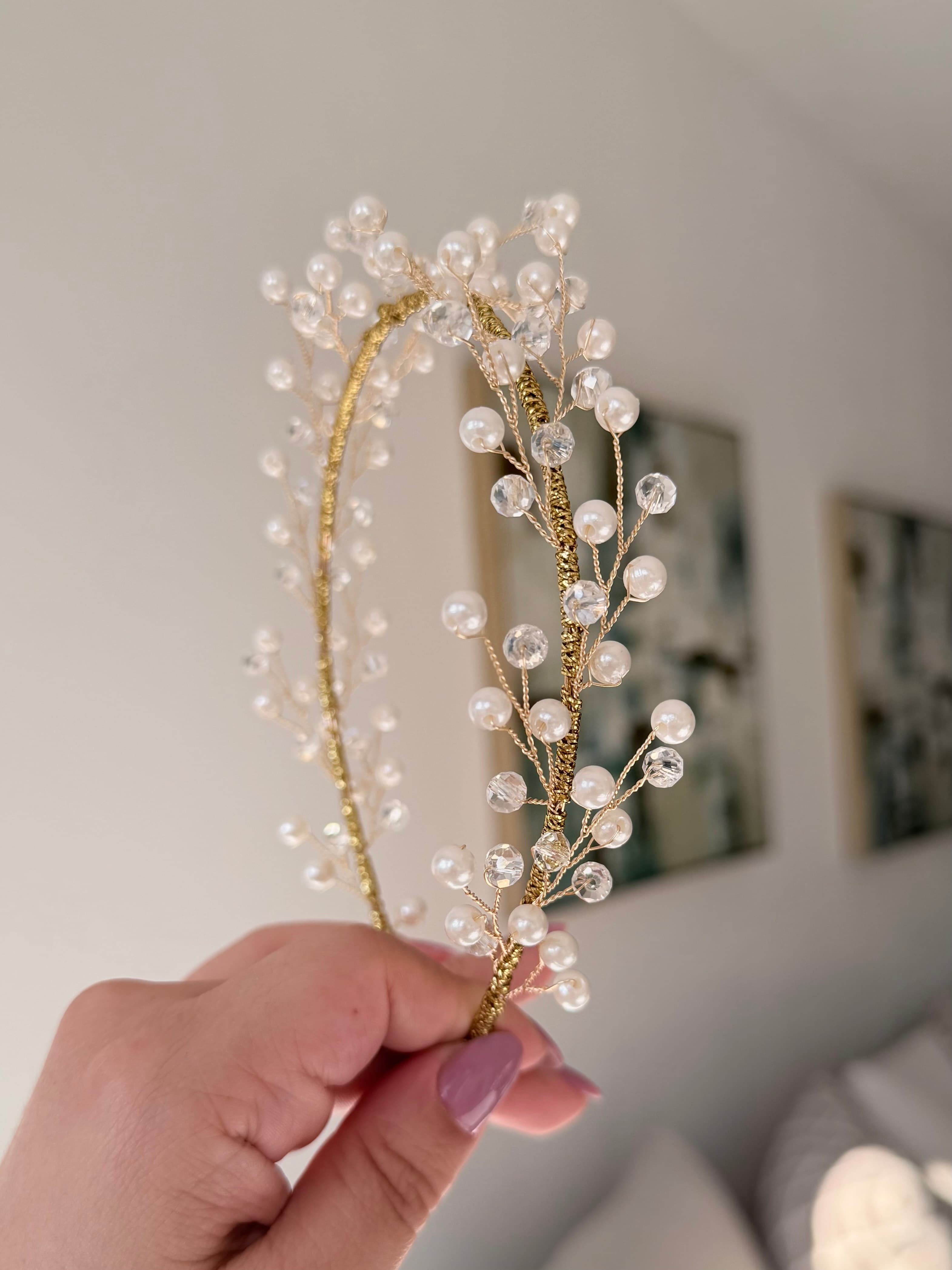 Pearls& Crystals Tiara 